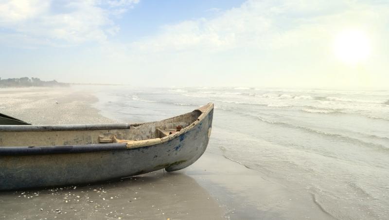 Cât costă o noapte de cazare pe plaja sălbatică de la Corbu în 2025. Cât de mult s-a dezvoltat zona