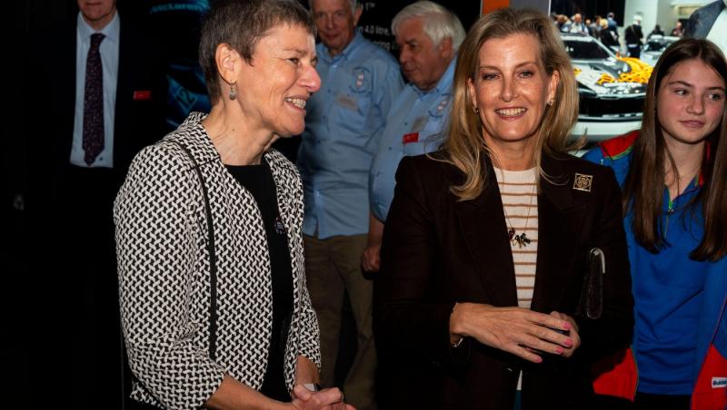 De ce Ducesa de Edinburgh a lipsit de la înmormântarea Prințesei Diana. Decizia lui Sophie a fost susținută de familia regală