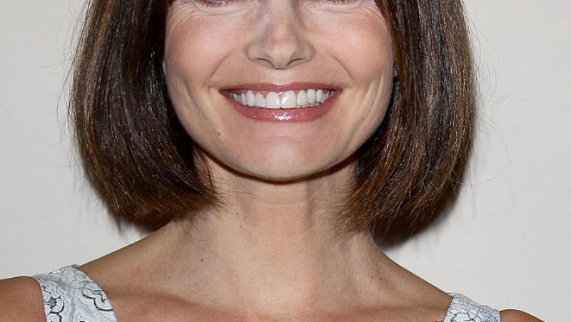 Supermodelul Paulina Porizkova, în costum de baie la 60 de ani. Ce mesaj puternic a transmis: „Așa e la 60”