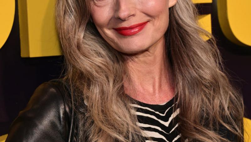 Supermodelul Paulina Porizkova, în costum de baie la 60 de ani. Ce mesaj puternic a transmis: „Așa e la 60”