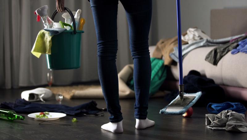 Hotelierii de pe litoral se plâng că românii lasă prăpăd după ei! Cum rămân camerele în urma turiștilor