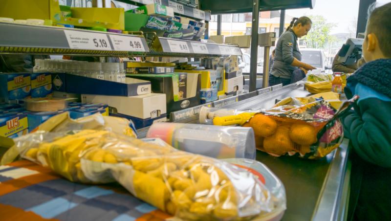 Un celebru supermarket din România nu va scumpi produsele de la 1 august 2025. Cum e posibil în contextul măririi TVA-ului