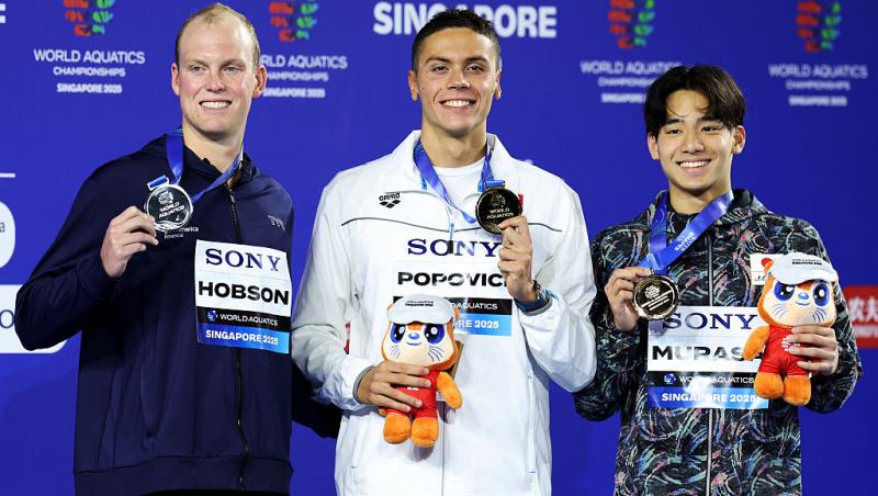 David Popovici, gest demn de un campion în fața rivalului său, Pan Zhanle. Cum i-a surprins iubita sportivului