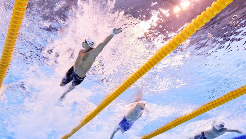 David Popovici, gest demn de un campion în fața rivalului său, Pan Zhanle. Cum i-a surprins iubita sportivului