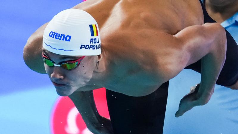 David Popovici, gest demn de un campion în fața rivalului său, Pan Zhanle. Cum i-a surprins iubita sportivului