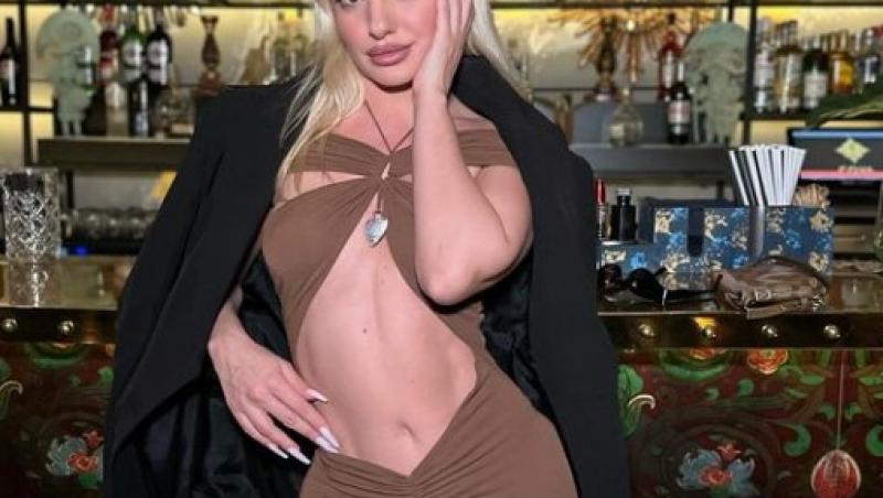 Alexandra Stan, imaginea incendiară în costum de baie care a atras atenția fanilor. Cum s-a pozat artista