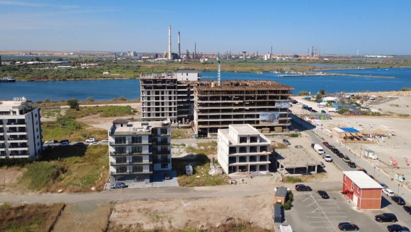 Blocuri și hoteluri construite în zone periculoase, în locuri interzise prin lege Ancheta Observator - România, coşmar rezidenţial