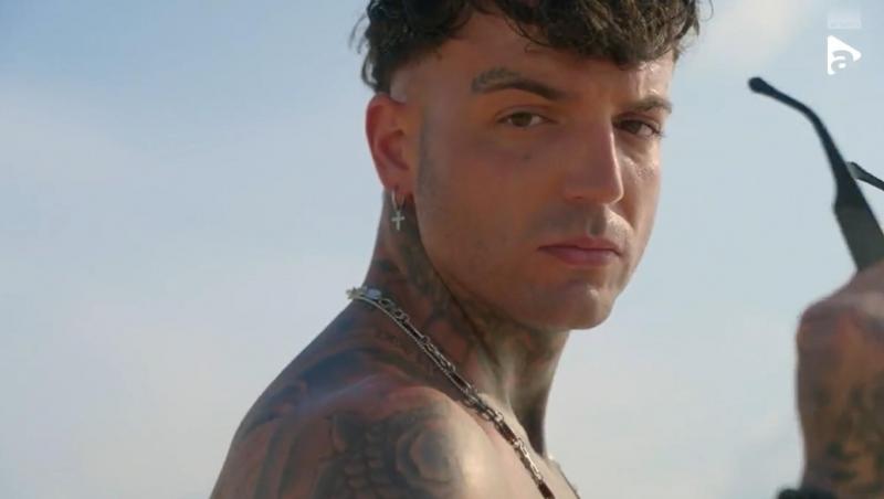 Show-ul Insula Iubirii, un adevărat fenomen. Ce melodii a inspirat George Jaguarul. Ispita ia cu asalt topurile muzicale