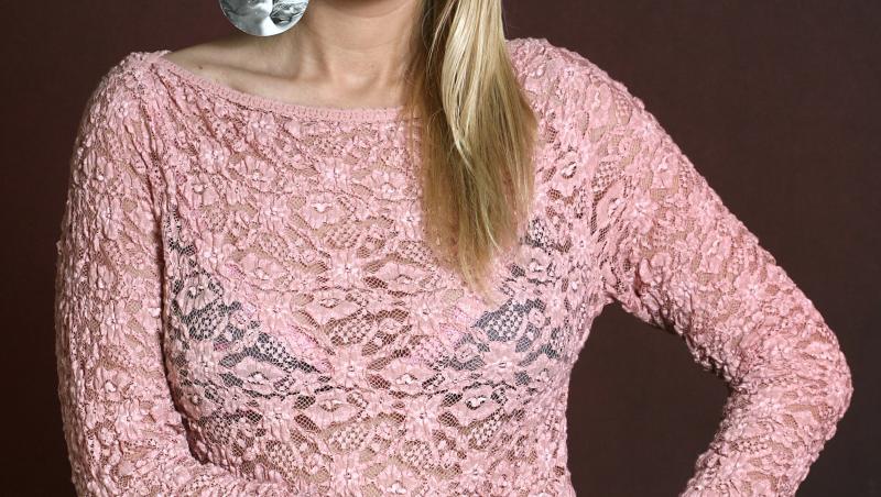 Cum arată Cristina Cioran în costum de baie la 48 ani, după 2 nașteri. Vedeta face furori în mediul online