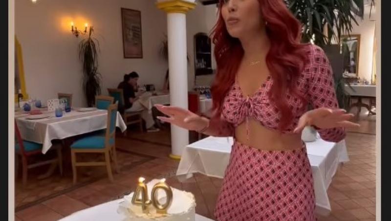 Elena Gheorghe a împlinit 40 de ani. Cum a sărbătorit artista și cine i-a fost alături: „Un sărbătorit oferă ce are el mai bun”