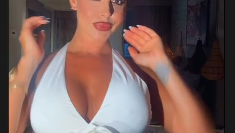 Cum arată Natalia Mateuț în costum de baie. Prezentatoarea TV se relaxează în Ibiza. Cine o însoțește