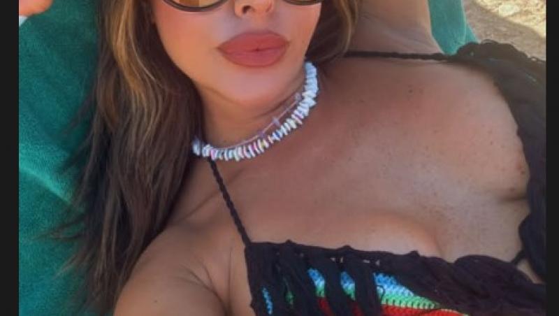 Cum arată Natalia Mateuț în costum de baie. Prezentatoarea TV se relaxează în Ibiza. Cine o însoțește