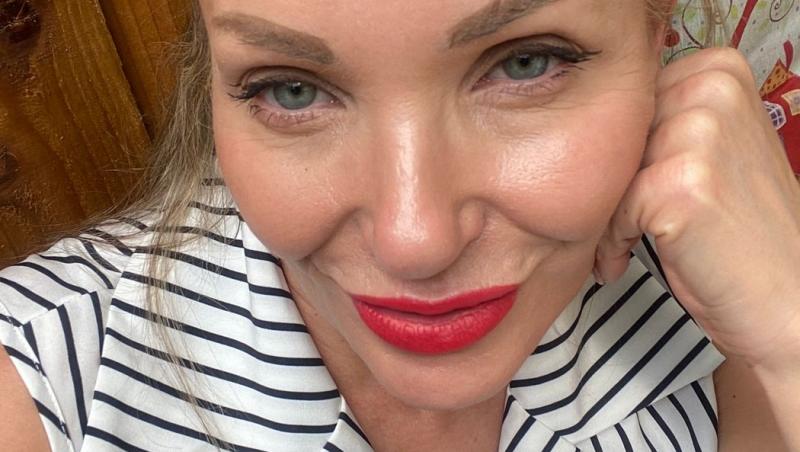 Arată așa, dar nimeni nu îi poate ghici vârsta. Care e secretul frumuseții ei și câți ani are, de fapt