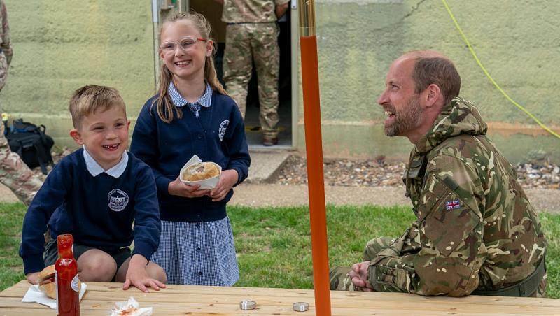 Prințul William, confundat cu un guvernator. Cum a reacționat moștenitorul tronului britanic la întrebările unui copil