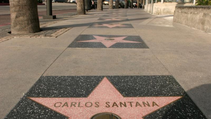 35 de noi celebrități își primesc steaua pe Hollywood Walk of Fame
