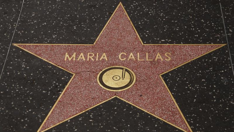 35 de noi celebrități își primesc steaua pe Hollywood Walk of Fame