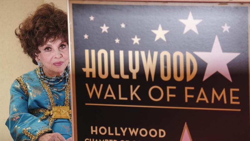 35 de noi celebrități își primesc steaua pe Hollywood Walk of Fame