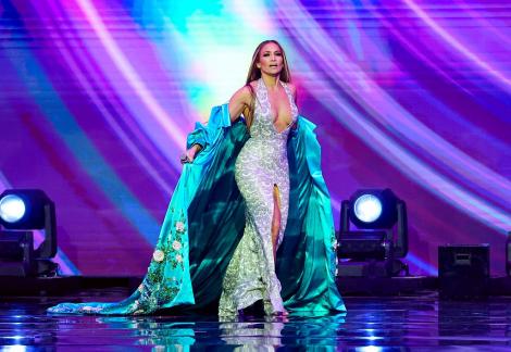 Turneul lui Jennifer Lopez, numeroase probleme. Fanii au reacționat furioși la schimbările de program: „Țeapa secolului!”