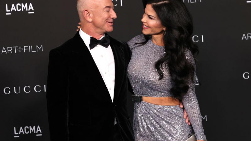 Lauren Sánchez și-a făcut un piercing îndrăzneț pentru nunta cu Jeff Bezos. Cum și-a ”arătat” iubirea pentru miliardar