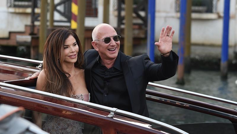 Lauren Sánchez și-a făcut un piercing îndrăzneț pentru nunta cu Jeff Bezos. Cum și-a ”arătat” iubirea pentru miliardar