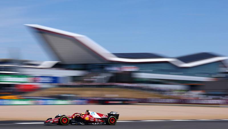 S-au încheiat calificările din Formula 1™ pentru Marele Premiu al Marii Britanii. Max Verstappen în pole position la Silverstone