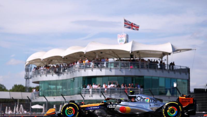 S-au încheiat calificările din Formula 1™ pentru Marele Premiu al Marii Britanii. Max Verstappen în pole position la Silverstone