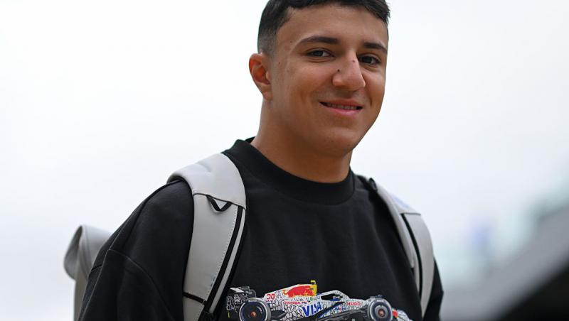 S-au încheiat calificările din Formula 1™ pentru Marele Premiu al Marii Britanii. Max Verstappen în pole position la Silverstone