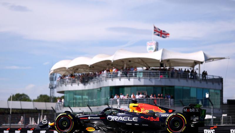 Vezi acum calificările din Formula 1™ pentru Marele Premiu al Marii Britanii.Lupta pentru pole e LIVE în AntenaPLAY și  Antena3CNN