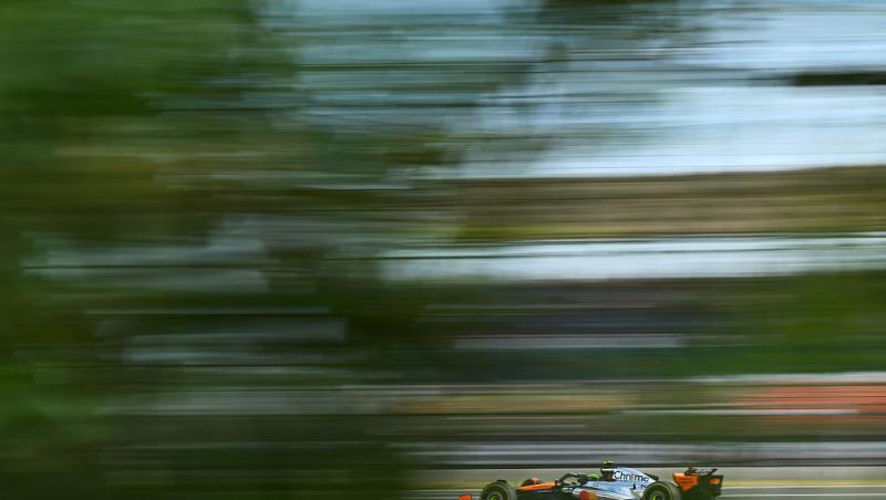 Vezi acum calificările din Formula 1™ pentru Marele Premiu al Marii Britanii.Lupta pentru pole e LIVE în AntenaPLAY și  Antena3CNN