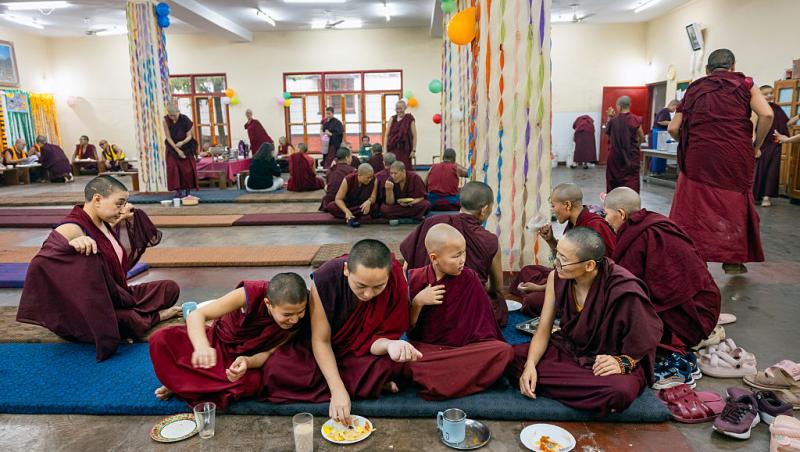 Cum arată Dalai Lama la 90 de ani. Liderul budiștilor tibetani speră să trăiască mai bine de 130 de ani