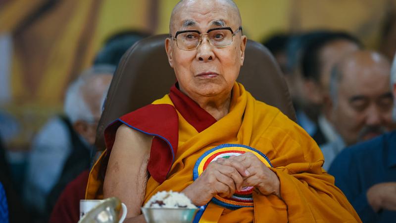 Cum arată Dalai Lama la 90 de ani. Liderul budiștilor tibetani speră să trăiască mai bine de 130 de ani
