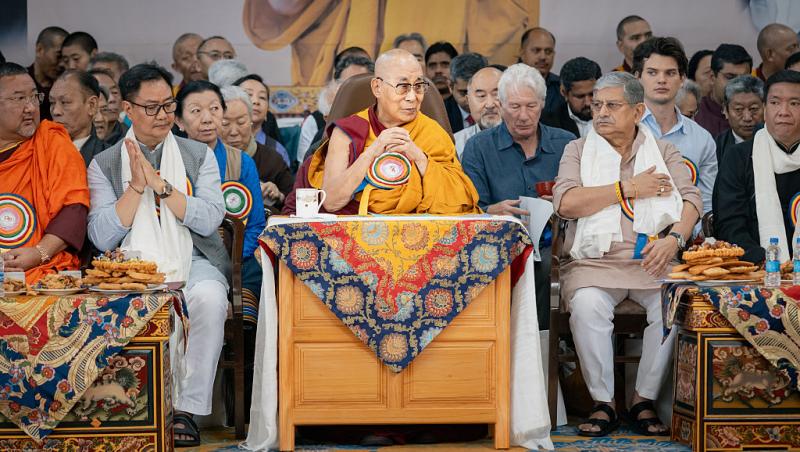 Cum arată Dalai Lama la 90 de ani. Liderul budiștilor tibetani speră să trăiască mai bine de 130 de ani