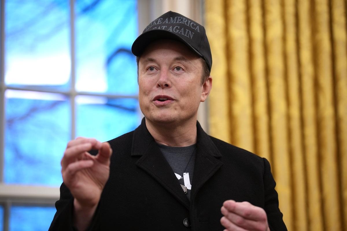 Elon Musk lansează Partidul America în SUA. Donald Trump deja l-a criticat