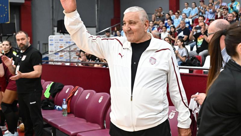 Ce se întâmplă cu terasa lui Rică Răducanu de la malul mării. Cu ce situație se confruntă: „Chiar așa rău e”