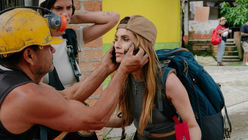 Cum arată Laura Giurcanu de la America Express în costum de baie. În ce ipostaze s-a pozat, cu formele la vedere 