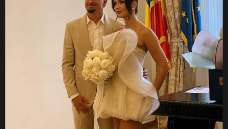 Răzvan Marin s-a căsătorit civil. Câte ținute a schimbat Crina. Iubita fotbalistului a strălucit în ziua nunții
