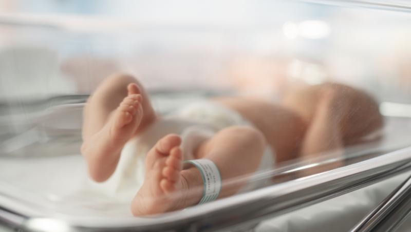 Ce se întâmplă, de fapt, cu asigurarea femeilor aflate în concediu de maternitate. Ministrul sănătății vine cu lămuriri | VIDEO