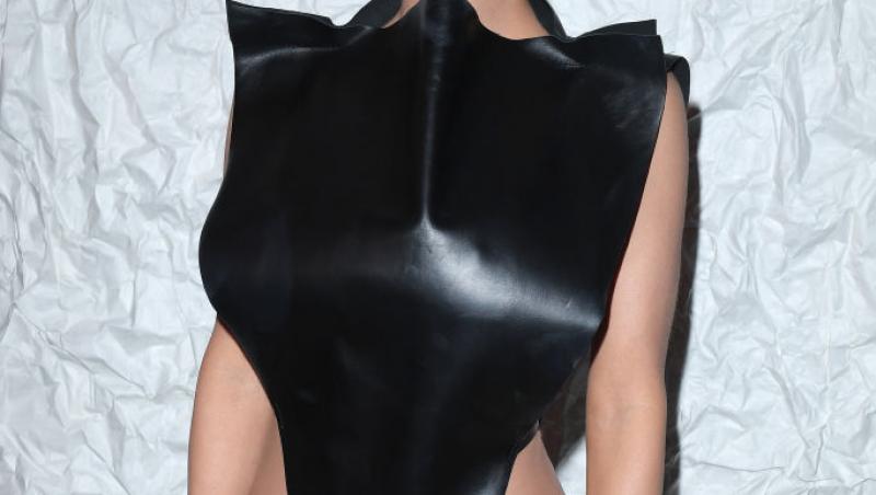 Bianca Censori, nou pictorial incendiar pe rețelele de socializare. Cum și-a făcut urmăritorii să creadă că și-a schimbat lookul