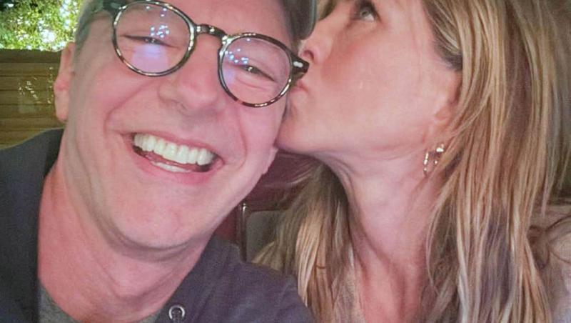 Jennifer Aniston iubește din nou la 56 ani. Cine este noul iubit al celebrei actrițe din serialul Friends