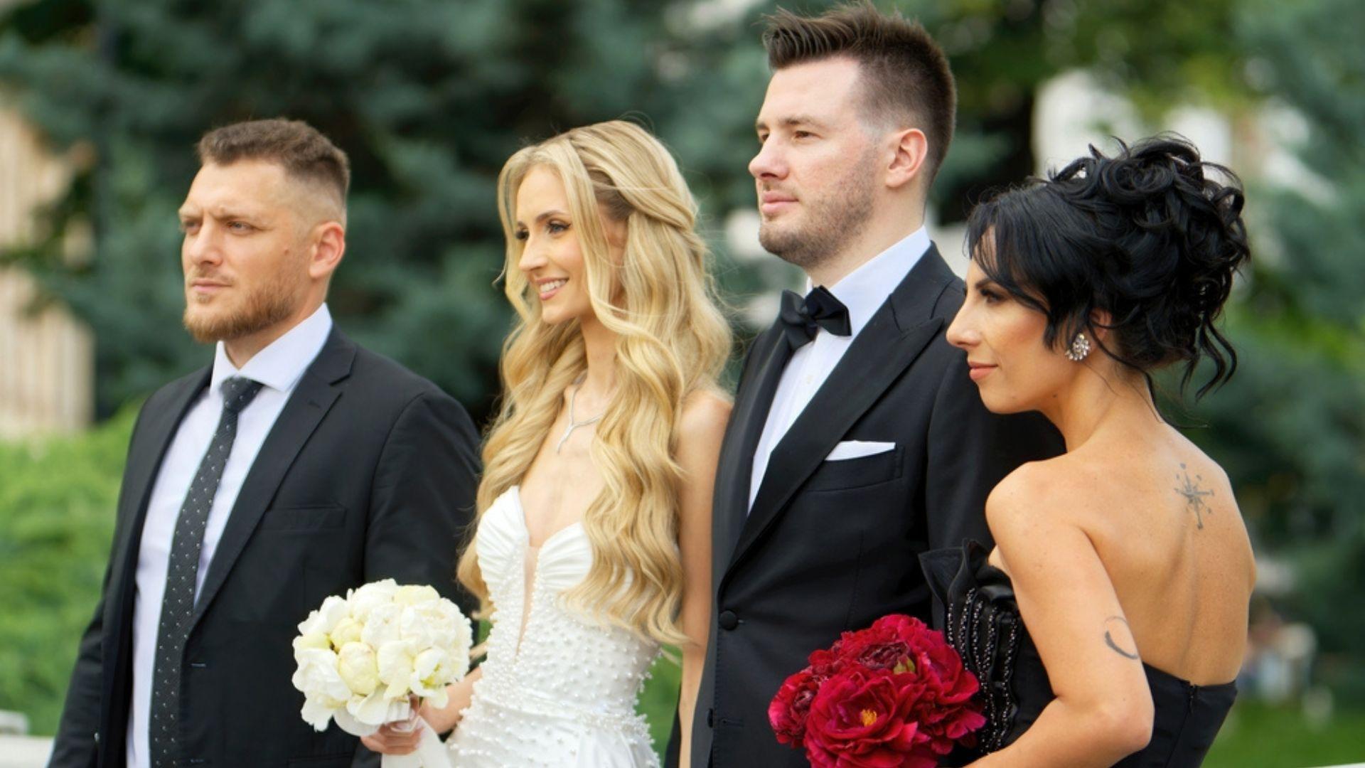 Casting de nași, noul fenomen care ia amploare pe internet. De ce au ajuns românii să își caute părinții spirituali online