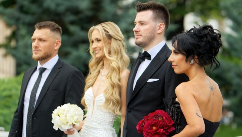 Casting de nași, noul fenomen care ia amploare pe internet. De ce au ajuns românii să își caute părinții spirituali online