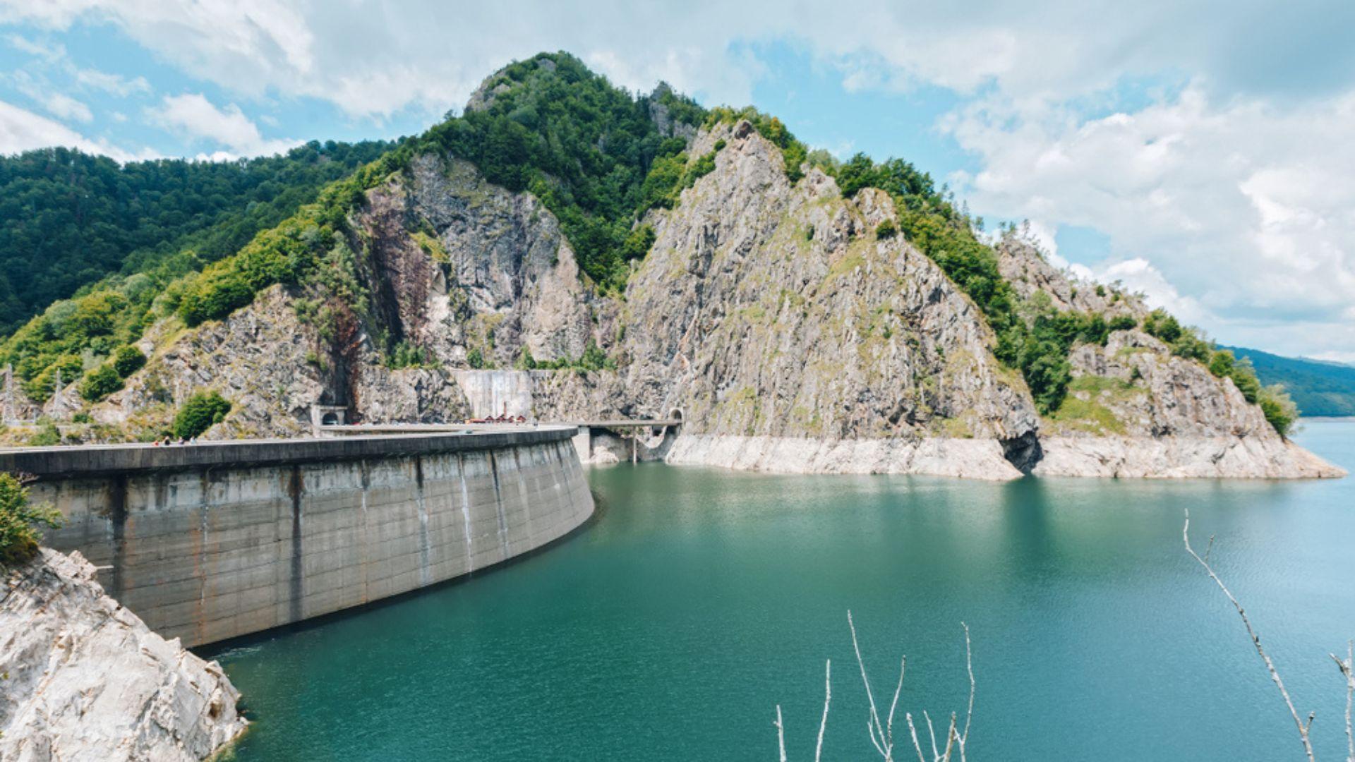 Lacul Vidraru va fi golit pentru prima dată în 50 de ani. Care e motivul
