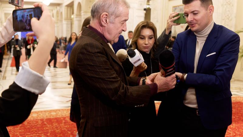 Cum arată Gigi Becali la bustul gol la 67 de ani. Patronul FCSB, asociat cu Hulk Hogan