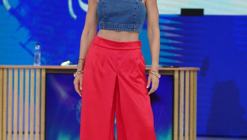 Cum arată Carmen Brumă în costum de baie, la 48 de ani. Ce imagini a publicat din vacanța în Tenerife