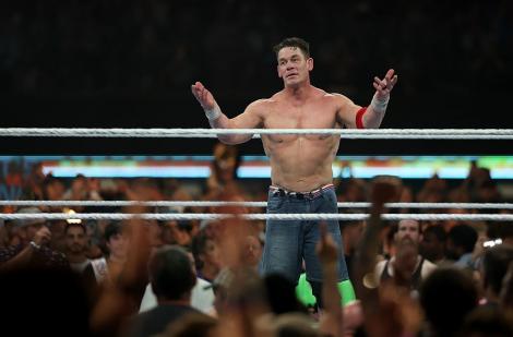 John Cena a dezvăluit că și-a făcut transplant de păr după ce a început să chelească: „Nu e nimic rușinos”