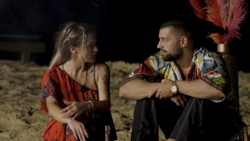 Insula Iubirii Plus Vila Escape, sezonul 9. Ella și Francesca, discuție privată cu subînțeles. Ce i-a scris Francesca pe un bilet