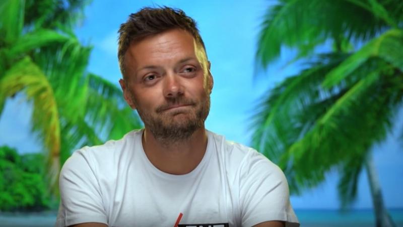 Insula Iubirii, 12 august 2025. Radu Vâlcan a întrerupt petrecerea băieților pentru o discuție în privat. Cum a reacționat Marius