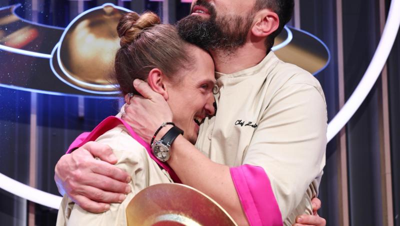 Chef Orlando Zaharia a împlinit 46 de ani! Ce mesaj romantic i-a transmis soția lui și cum au sărbătorit în familie