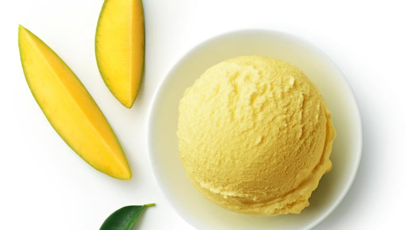 10 rețete de deserturi de vară de preparat în 15 minute