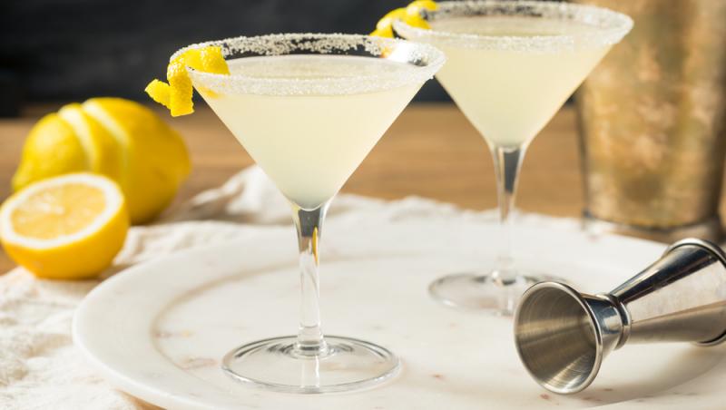 Cocktailuri cu vodkă pe care le poți face foarte simplu acasă. De la variantele clasice la cele inedite